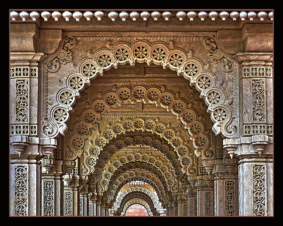 ENTRY TO INFINITY OF ART