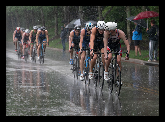Pouring Down - HM