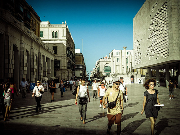 Pendolare (The Commute)