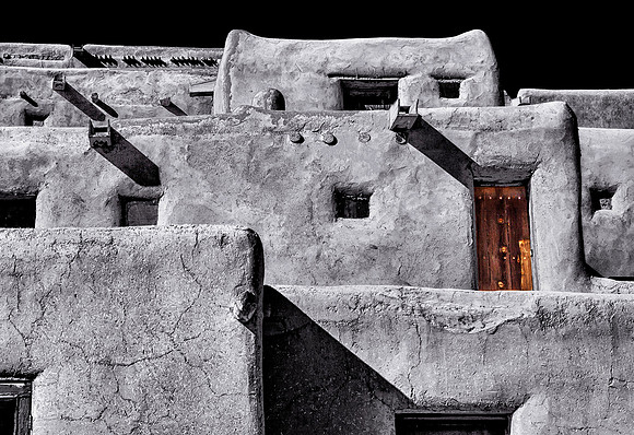 Portal, Taos Pueblo