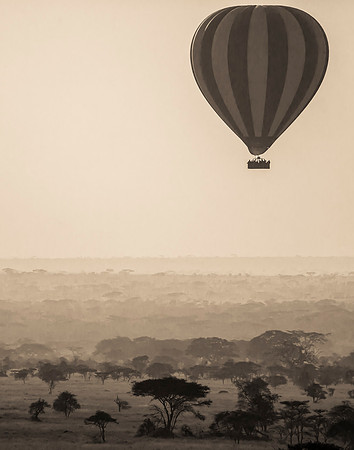 Balloon over the Serengeti