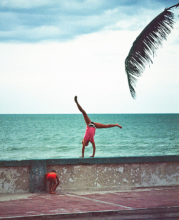 Mexican Handstand