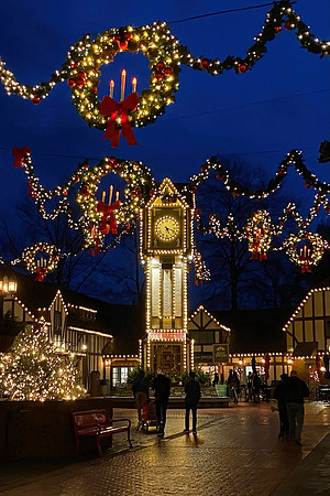 Christmas Town Clock