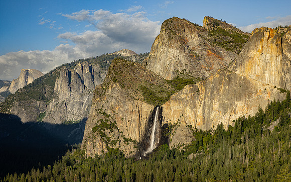 Bridalveil Falls & Cathedral Rocks